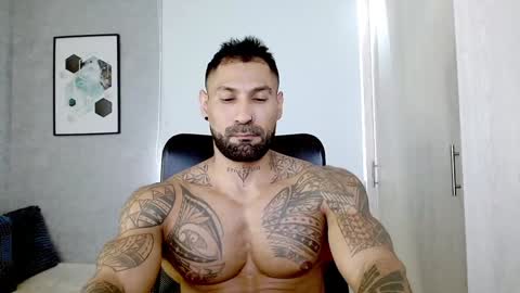 Snapshot of rogers_p chatting on 11, 1, 2025 Rogers online show from 11, 1, 2025