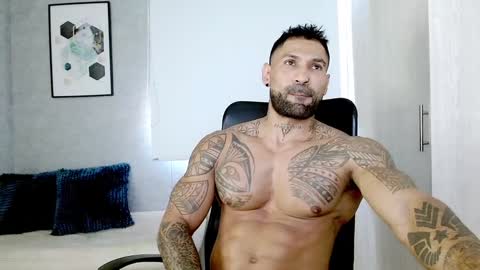 Snapshot of rogers_p chatting on 18, 1, 2025 Rogers online show from 18, 1, 2025