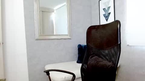 Snapshot of rogers_p chatting on 14, 10, 2025 Rogers online show from 14, 10, 2025