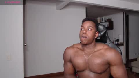 Snapshot of rogger_physique chatting on 3, 2, 2025 Rogger online show from 3, 2, 2025