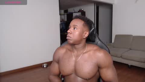 Snapshot of rogger_physique chatting on 12, 2, 2025 Rogger online show from 12, 2, 2025