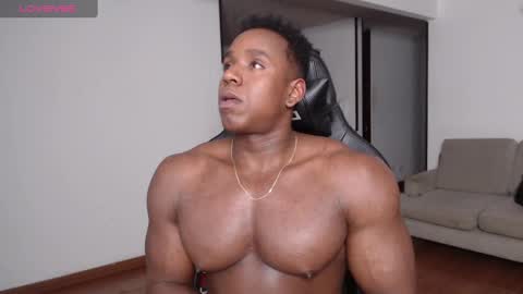 Snapshot of rogger_physique chatting on 22, 2, 2025 Rogger online show from 22, 2, 2025