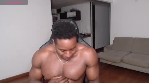 Snapshot of rogger_physique chatting on 28, 2, 2025 Rogger online show from 28, 2, 2025