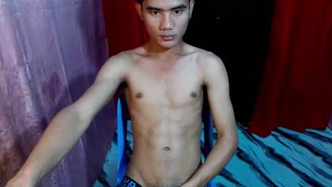 Snapshot of roianboyyy chatting on 23, 5, 2026 roianboyyy online show from 23, 5, 2026