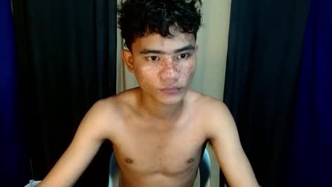 Snapshot of roianboyyy chatting on 5, 6, 2026 roianboyyy online show from 5, 6, 2026