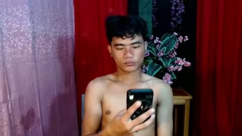 Snapshot of roianboyyy chatting on 22, 6, 2026 roianboyyy online show from 22, 6, 2026