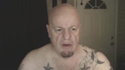 roinaz online show from 11, 4, 2026