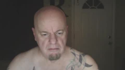 Snapshot of roinaz chatting on 18, 5, 2026 roinaz online show from 18, 5, 2026