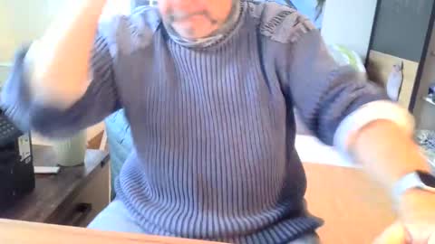 rolandloser1000 online show from 27, 1, 2025