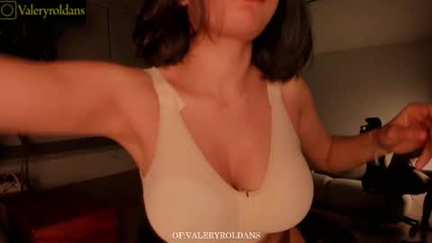 Snapshot of roldansvalery chatting on 12, 2, 2026 Valery Roldans online show from 12, 2, 2026