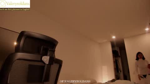 Snapshot of roldansvalery chatting on 21, 2, 2026 Valery Roldans online show from 21, 2, 2026