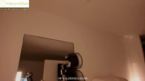 Snapshot of roldansvalery chatting on 3, 3, 2026 Valery Roldans online show from 3, 3, 2026