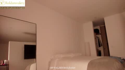 Snapshot of roldansvalery chatting on 9, 3, 2026 Valery Roldans online show from 9, 3, 2026