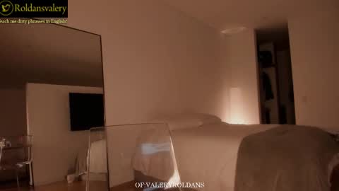 Snapshot of roldansvalery chatting on 29, 3, 2026 Valery Roldans online show from 29, 3, 2026