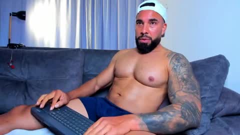 Snapshot of roman_muscle_ chatting on 13, 4, 2026 Roman online show from 13, 4, 2026