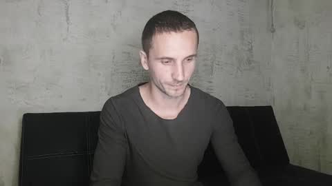 Snapshot of romangold4 chatting on 24, 4, 2026 romangold4 online show from 24, 4, 2026