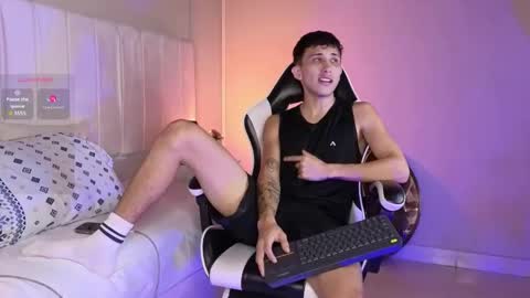 Snapshot of rome_hard chatting on 8, 4, 2026 Rome online show from 8, 4, 2026