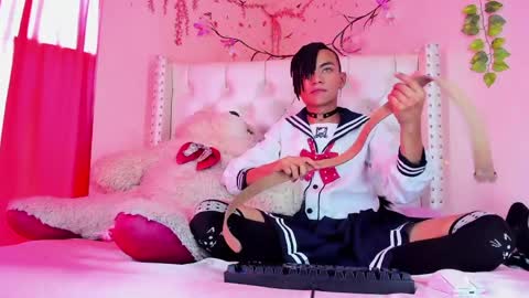 Snapshot of romeo_laurient chatting on 1, 4, 2026 ROMEO online show from 1, 4, 2026