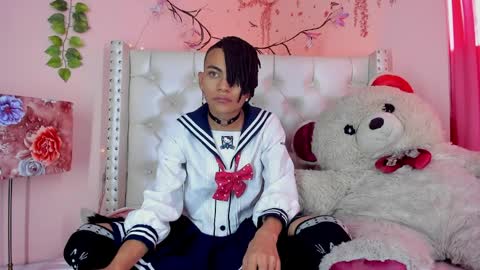 Snapshot of romeo_laurient chatting on 8, 4, 2026 ROMEO online show from 8, 4, 2026