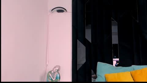 Snapshot of romeo_ricci1 chatting on 11, 1, 2025 Romeo Ricci online show from 11, 1, 2025