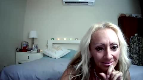 Snapshot of romeodiamond chatting on 5, 6, 2026 romeodiamond online show from 5, 6, 2026