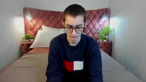 Snapshot of ronbevs chatting on 19, 3, 2026 ronbevs online show from 19, 3, 2026