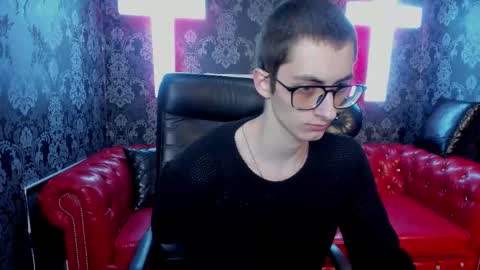 Snapshot of ronbevs chatting on 21, 3, 2026 ronbevs online show from 21, 3, 2026