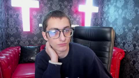 Snapshot of ronbevs chatting on 25, 3, 2026 ronbevs online show from 25, 3, 2026