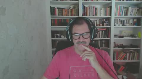 Snapshot of ronger69big chatting on 16, 1, 2025 RodgerDodger online show from 16, 1, 2025