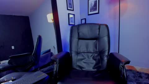 ronnie_crawford online show from 18, 6, 2026