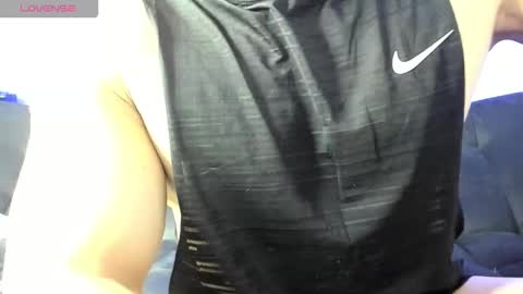 Snapshot of ronnie_fallout chatting on 17, 12, 2025 Ronnie online show from 17, 12, 2025