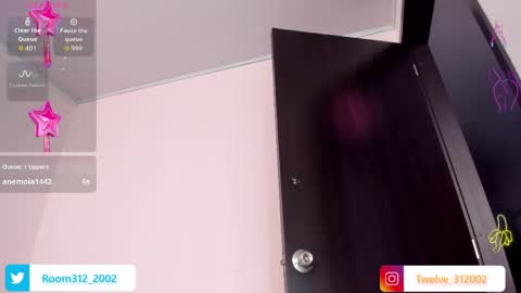 Snapshot of room312_ chatting on 2, 4, 2026 Twelve 3 Inst Twelve 312002 Twitter Room312 2002 online show from 2, 4, 2026