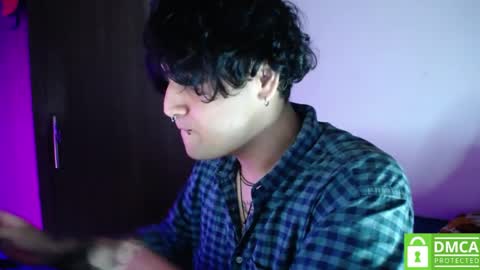 Snapshot of room_hot_x chatting on 2, 4, 2026 ken online show from 2, 4, 2026