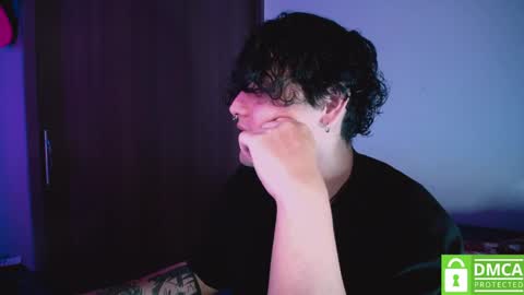 Snapshot of room_hot_x chatting on 8, 4, 2026 ken online show from 8, 4, 2026