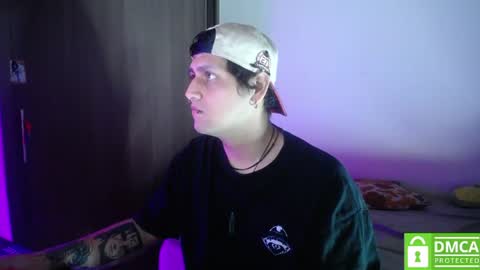 Snapshot of room_hot_x chatting on 4, 7, 2026 ken online show from 4, 7, 2026