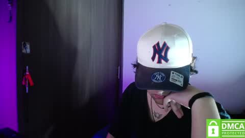 Snapshot of room_hot_x chatting on 23, 7, 2026 ken online show from 23, 7, 2026