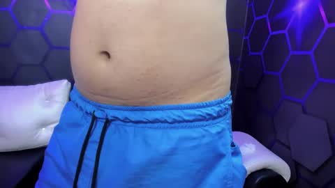 Snapshot of room_kitty chatting on 5, 2, 2025 MIA AND PAUL online show from 5, 2, 2025