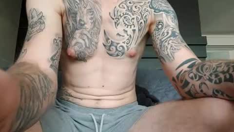 Snapshot of rore85 chatting on 19, 7, 2026 rore85 online show from 19, 7, 2026