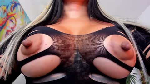 ROSALIA insta rosalia 10hoot online show from 9, 1, 2025