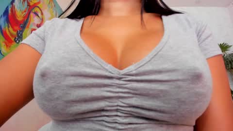 ROSALIA insta rosalia 10hoot online show from 13, 1, 2025