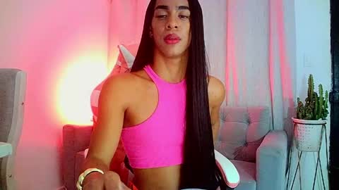 Snapshot of rosalindasexy chatting on 22, 5, 2026 Rosalinda online show from 22, 5, 2026