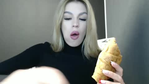 Rosalina online show from 1, 10, 2025