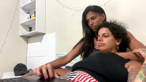 Snapshot of rosariolicursi94 chatting on 24, 10, 2025 HotDuo online show from 24, 10, 2025