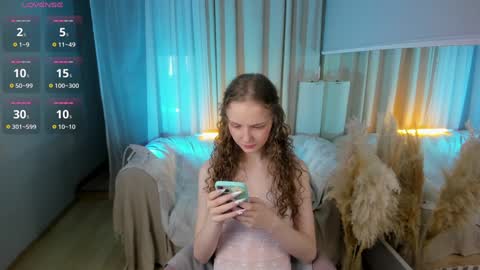Snapshot of rose_charming_ chatting on 23, 1, 2025 Rose online show from 23, 1, 2025