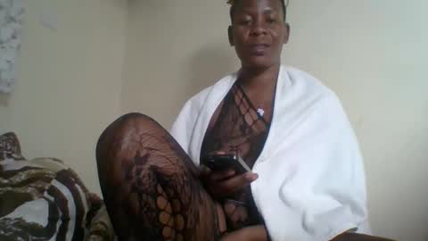 Snapshot of rose_coco chatting on 12, 9, 2025 rose_coco online show from 12, 9, 2025