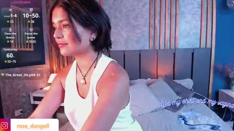 Snapshot of rose_dangel1 chatting on 22, 1, 2025 Rose online show from 22, 1, 2025