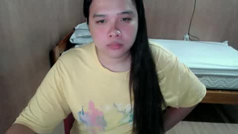 Snapshot of rose_heartfilia chatting on 15, 4, 2026 Danielle online show from 15, 4, 2026