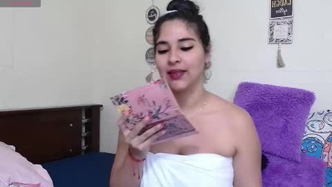 Snapshot of rose_towers4 chatting on 13, 10, 2025 rose_towers4 online show from 13, 10, 2025