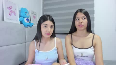 Rose y Miah online show from 26, 10, 2025