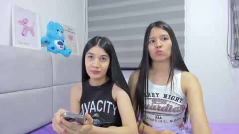 Rose y Miah online show from 6, 11, 2025